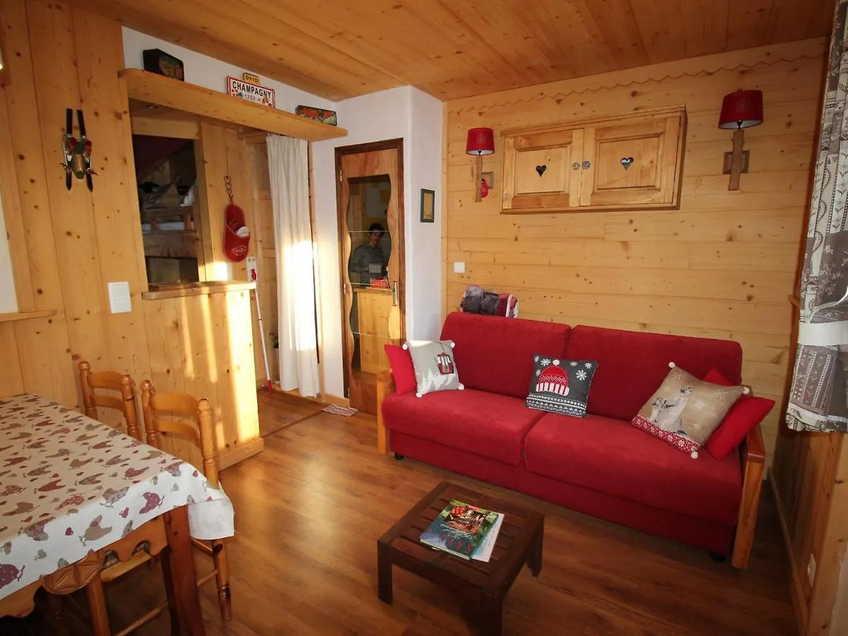 Joli Studio Cosy A Champagny, Proche Centre, Terrasse, 4 Pers., Acces Rapide Commerces/Telecabine - Fr-1-464-196 拉普拉涅 0*,